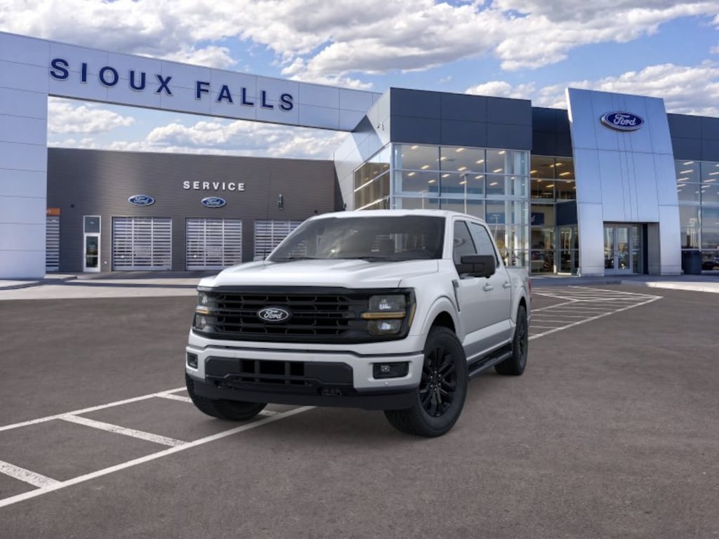 New 2026 Ford F-150 XLT Truck SuperCrew Cab