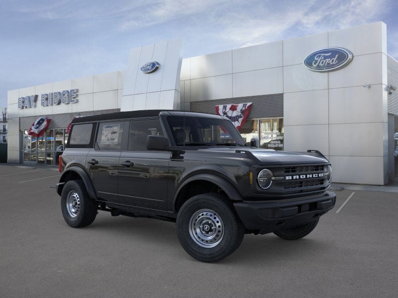 2025 Ford Bronco SUV 