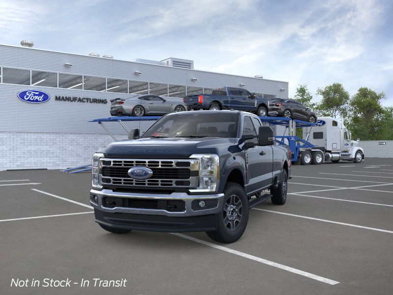 2025 Ford F-350 XLT photo 2