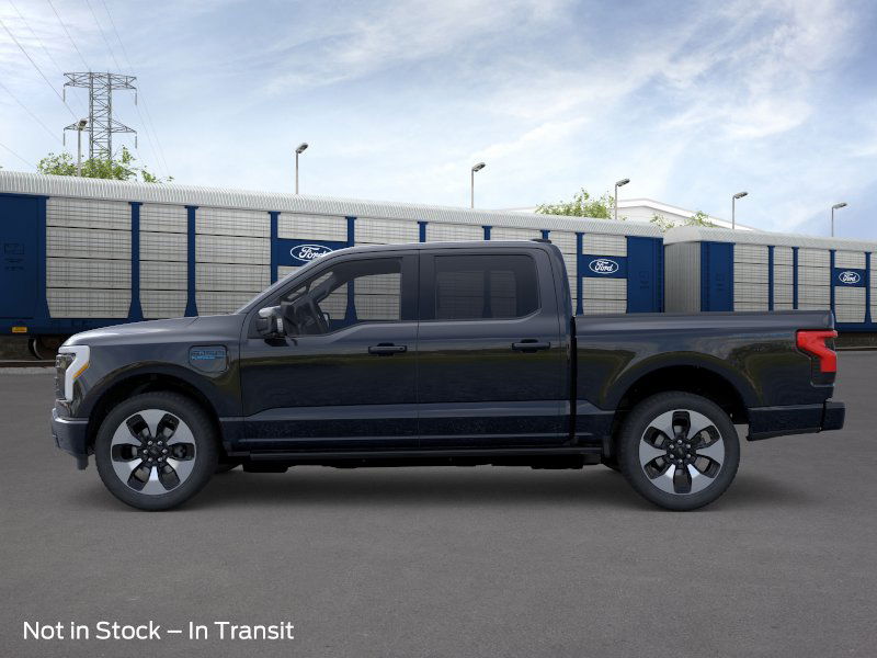 2025 Ford F-150 Lightning Platinum photo 3