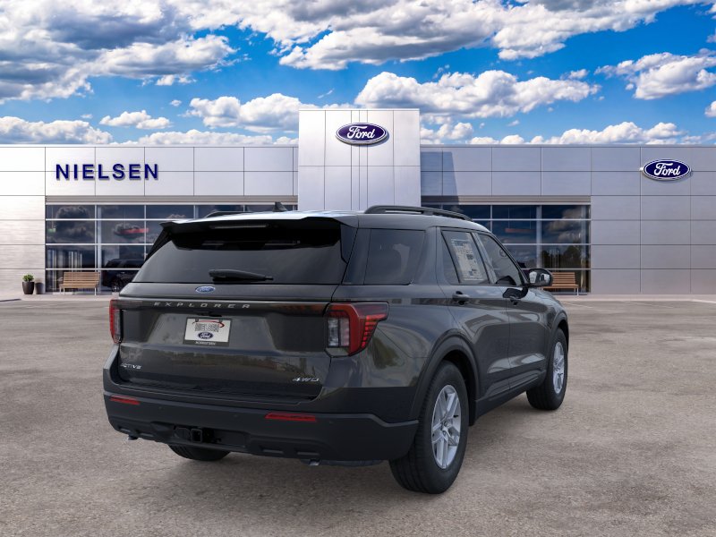 2026 Ford Explorer Active SUV