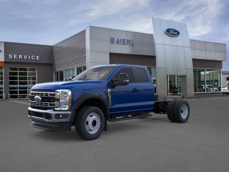 2026 Ford F-450 Super Duty Chassis Cab XL's photo