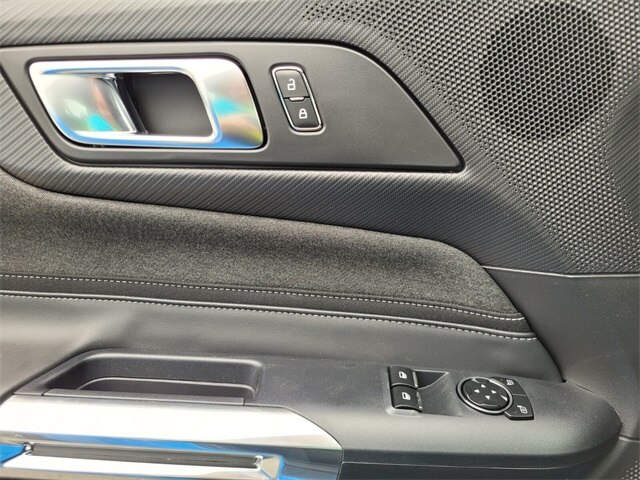 2025 Ford Mustang EcoBoost Fastback - Photo 46