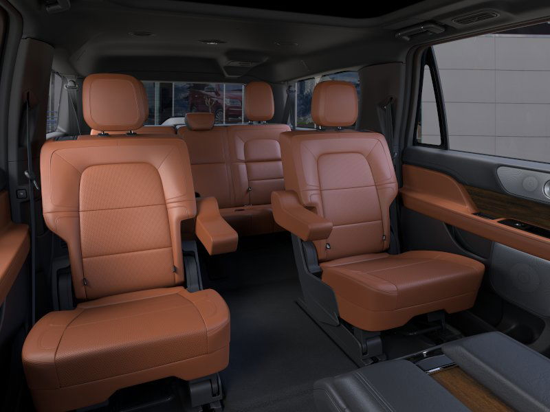 Thumbnail: 2024 Lincoln Navigator L - 39