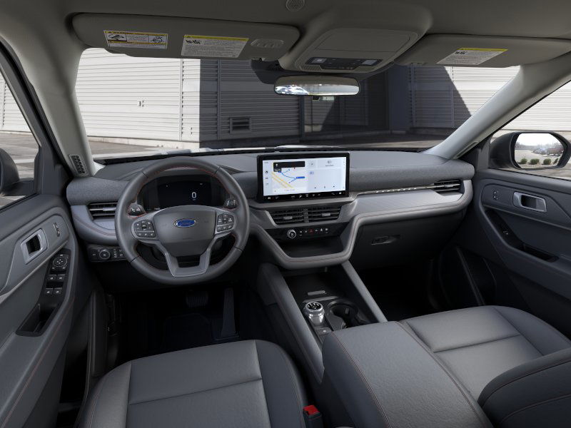 2025 Ford Explorer Active 32