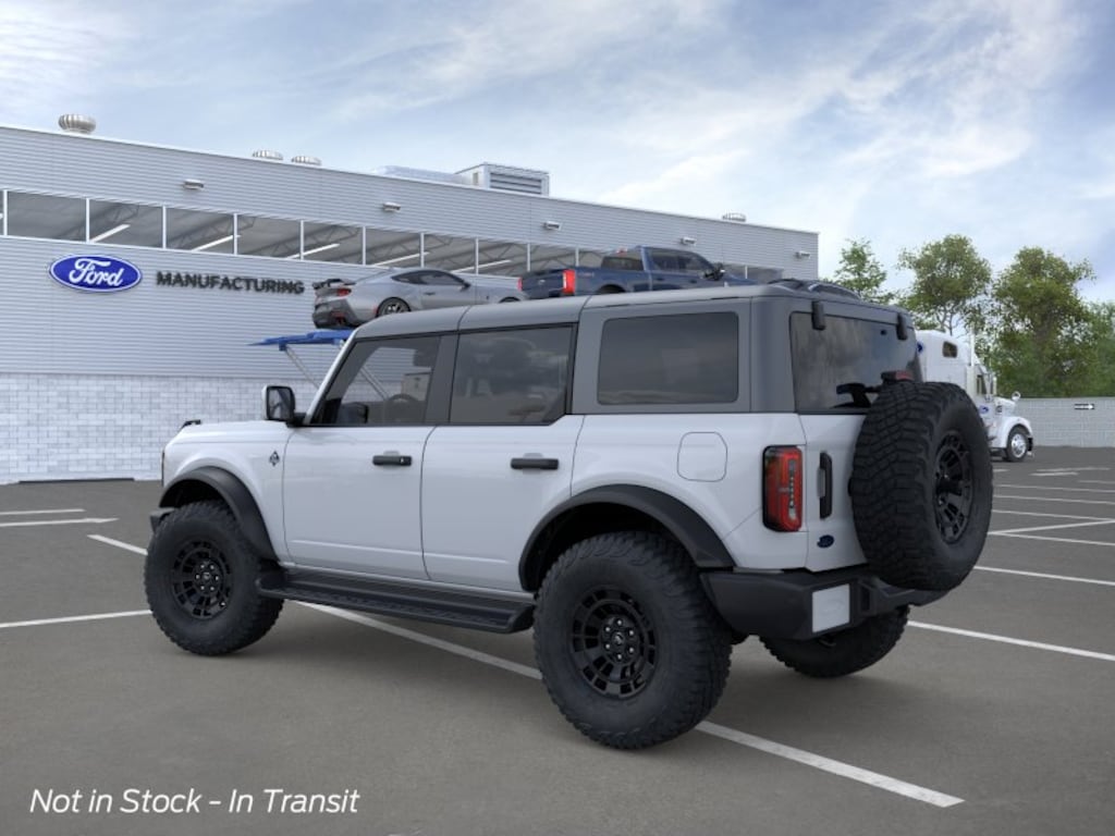 New 2026 Ford Bronco Outer Banks SUV