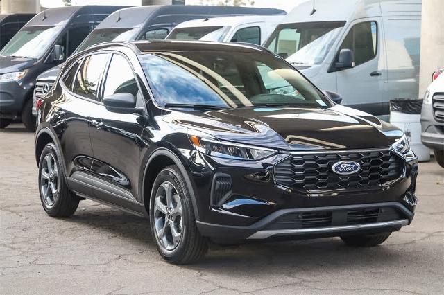 Thumbnail: 2025 Ford Escape - 33