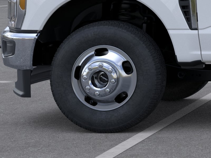 2026 Ford F-350 Super Duty Chassis Cab XL - Photo 19