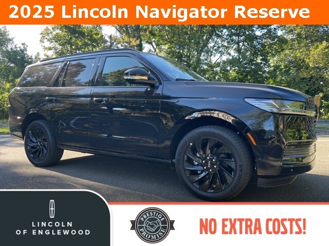 2025 Lincoln Navigator Reserve's photo