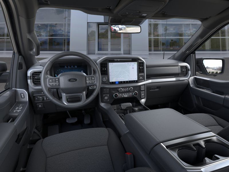 2025 Ford F-150 XLT photo 9