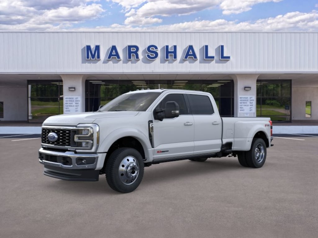 New 2026 Ford F-450 F-450® Lariat® TRUCK