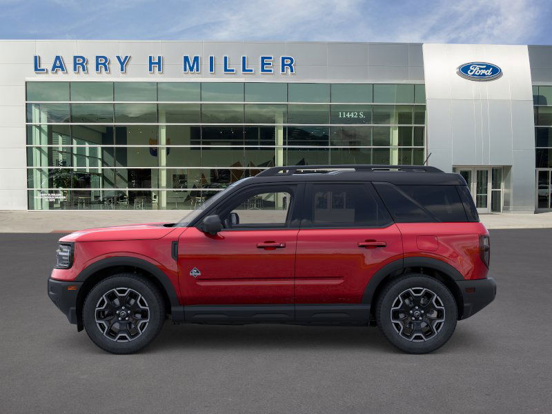 2025 Ford Bronco Sport Outer Banks photo 2