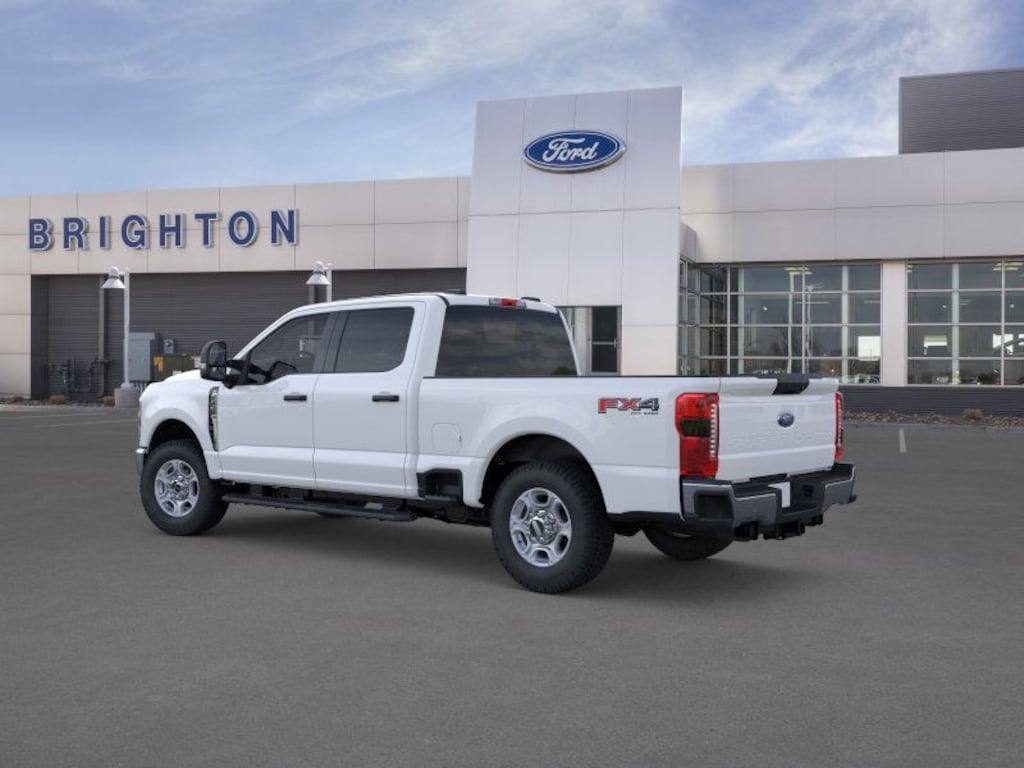 New 2026 Ford F-250SD XLT Truck Crew Cab