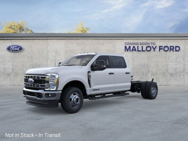 2026 Ford F-350 Super Duty Chassis Cab XL's photo