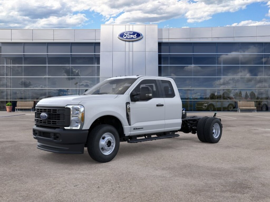 New 2026 Ford Chassis Cab F-350® XL Truck Super Cab
