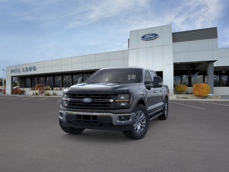 2024 Ford F-150 XLT photo 2