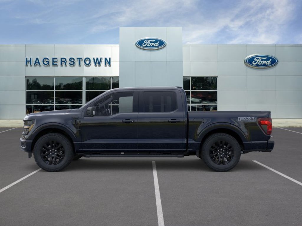 New 2025 Ford F-150 XLT Truck SuperCrew Cab