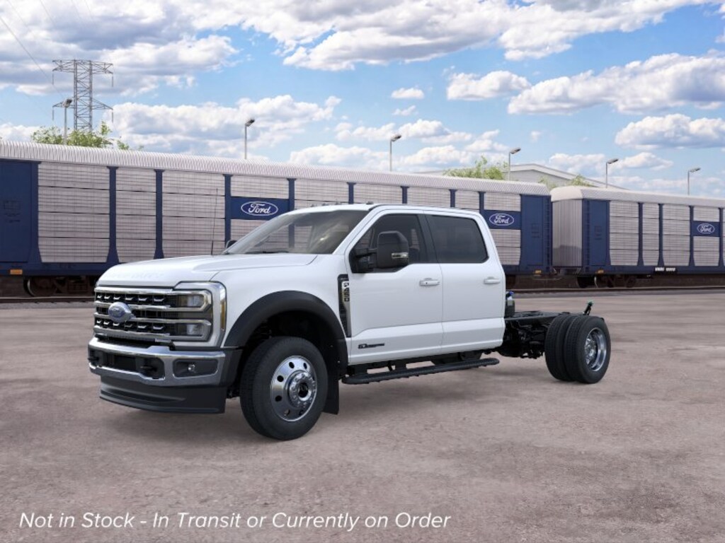 New 2026 Ford Chassis Cab F-450® Lariat® TRUCK