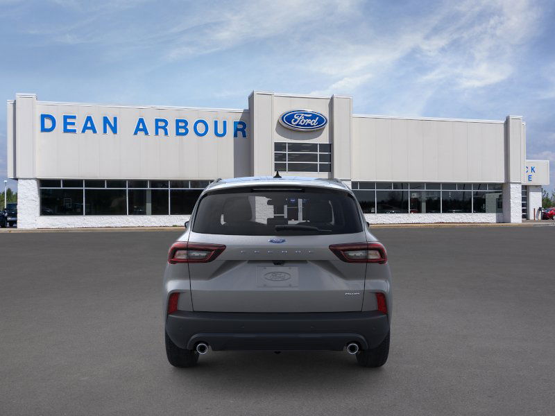 2026 Ford Escape ST-Line photo 4
