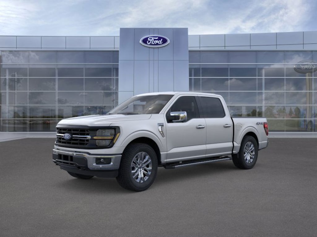 New 2025 Ford F-150 XLT Truck SuperCrew Cab