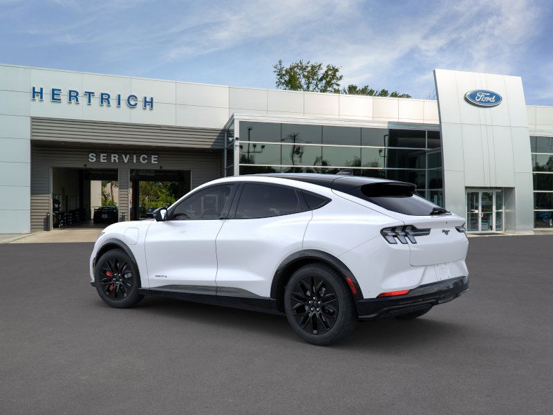 2025 Ford Mustang Mach-E Premium photo 4