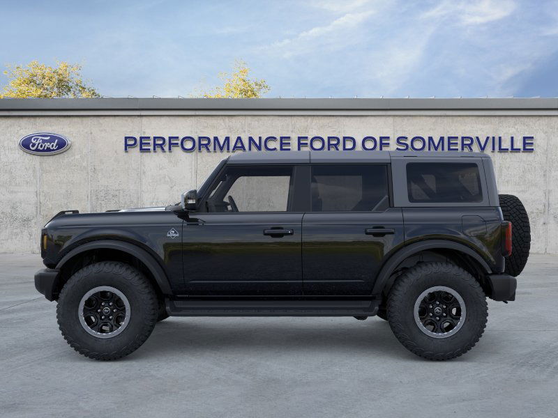 2025 Ford Bronco Outer Banks photo 3