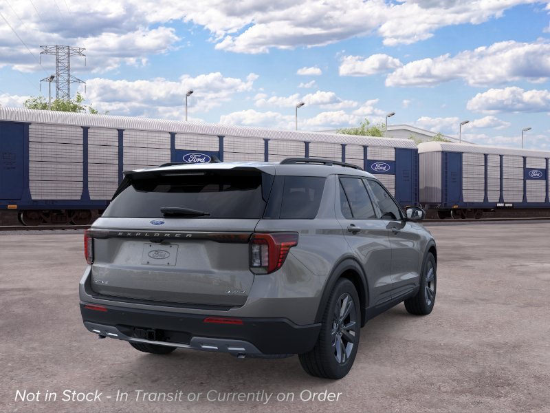 2026 Ford Explorer Active - Photo 8