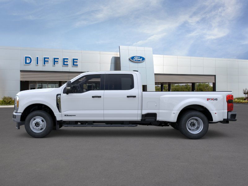 2025 Ford F-350 XL photo 3