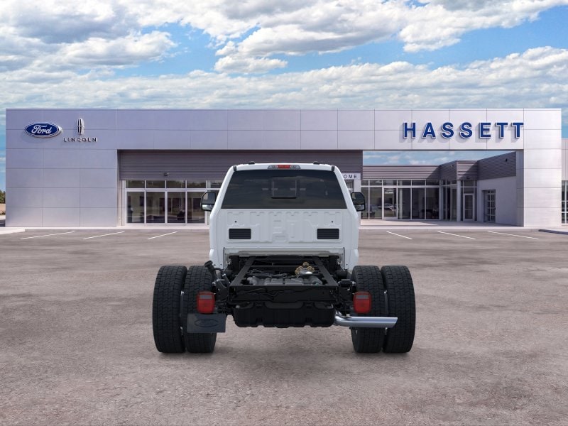 2025 Ford F-550 Super Duty Chassis Cab XL - Photo 30