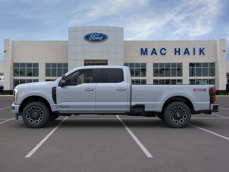 2025 Ford F-250 Platinum photo 3