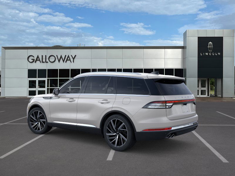 2025 Lincoln Aviator Reserve photo 3