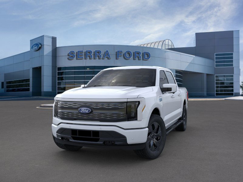 2025 Ford F-150 Lightning Lariat photo 2
