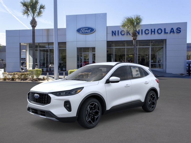 2026 Ford Escape Platinum's photo