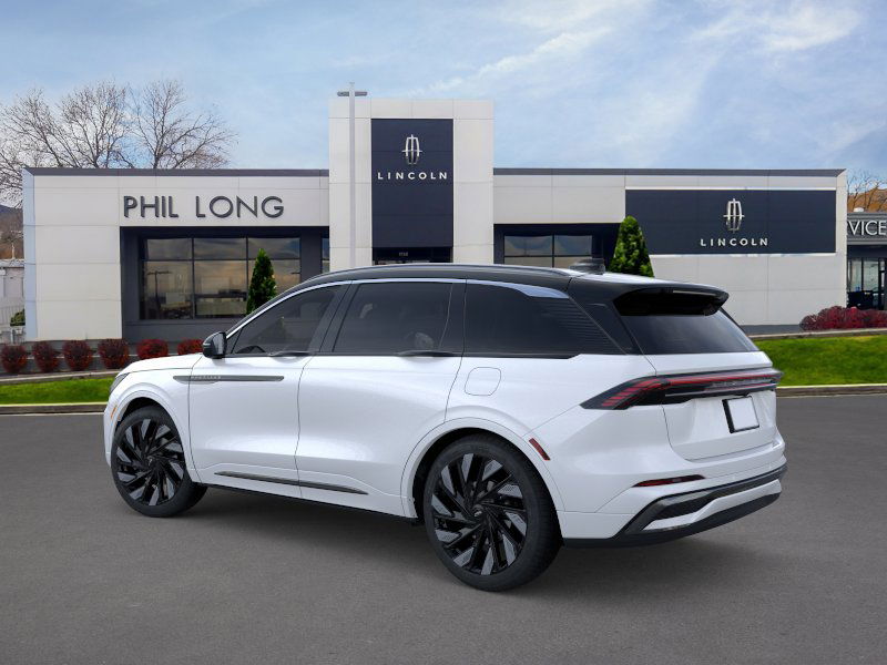 2026 Lincoln Nautilus Black Label photo 3