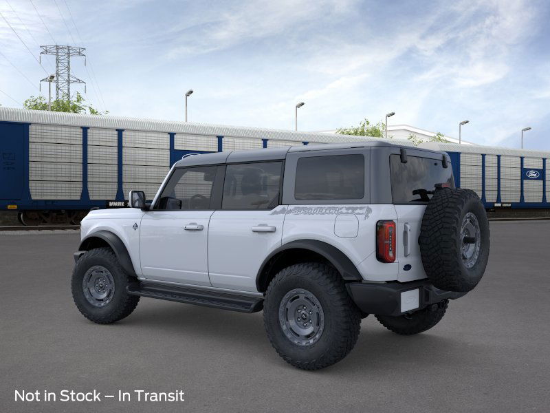 2025 Ford Bronco Outer Banks photo 4