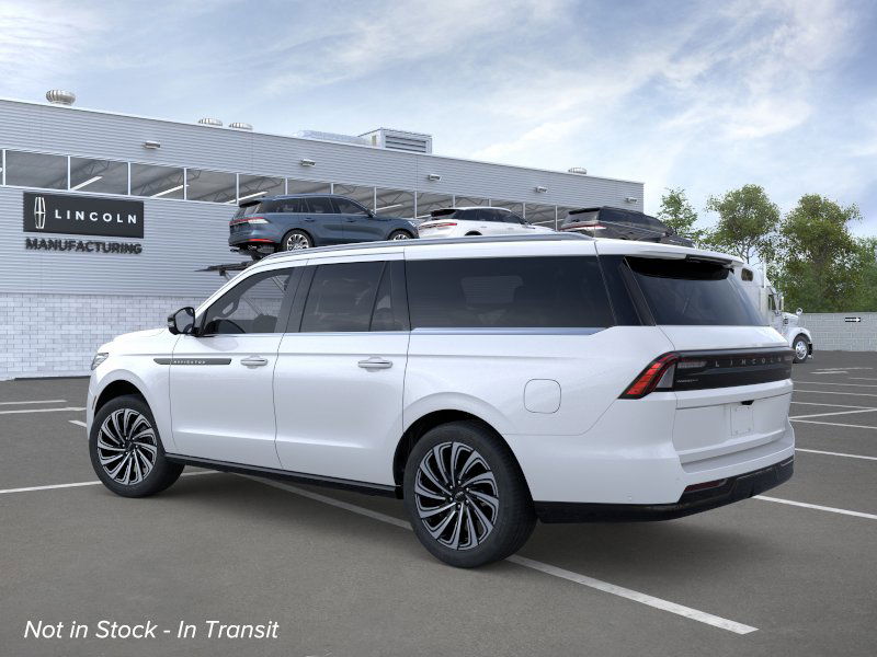 2025 Lincoln Navigator Black Label photo 2