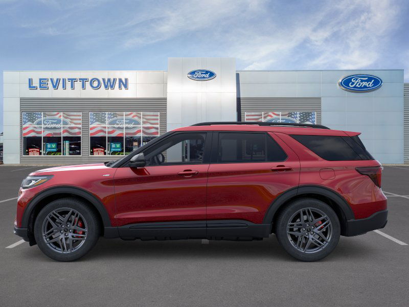 2025 Ford Explorer ST-Line photo 2