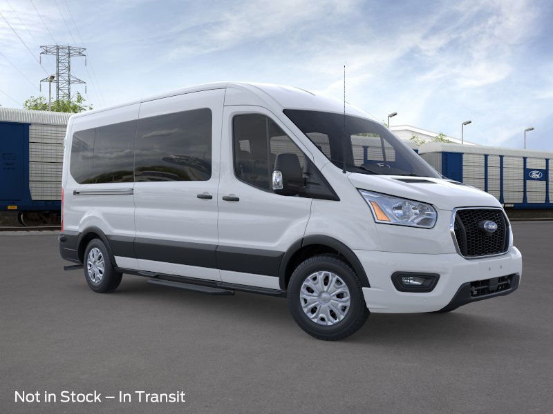 2025 Ford Econoline E-350 7