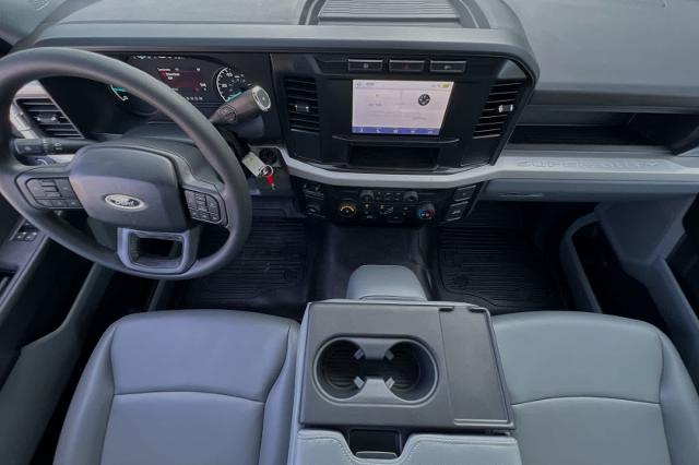 Thumbnail: 2024 Ford Econoline - 30