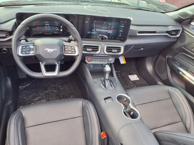 2025 Ford Mustang GT Premium Convertible - Photo 17