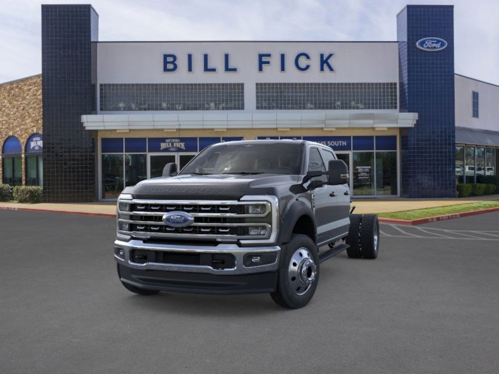 New 2026 Ford F-550 Chassis Lariat TRUCK