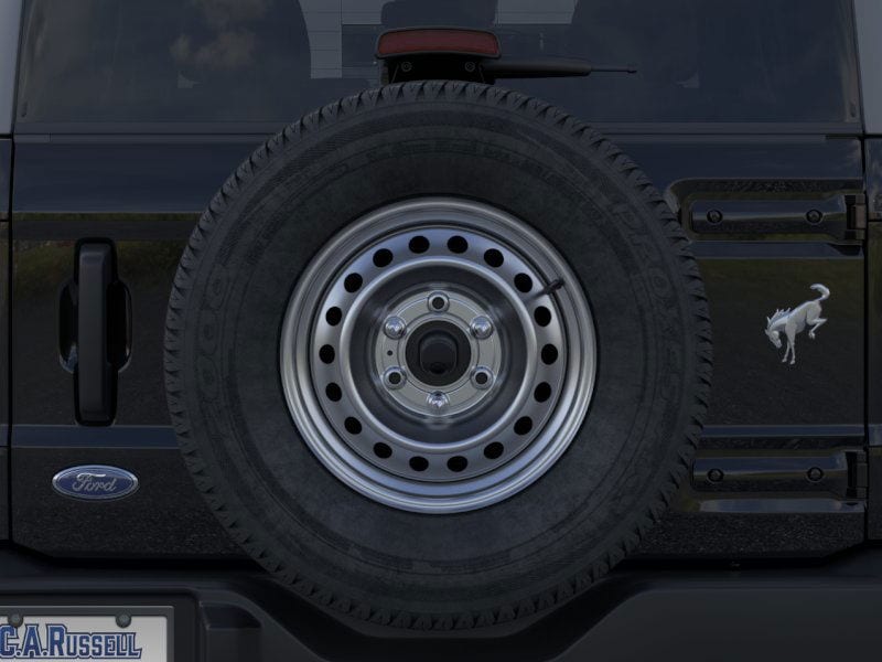 2025 Ford Bronco Base photo 26