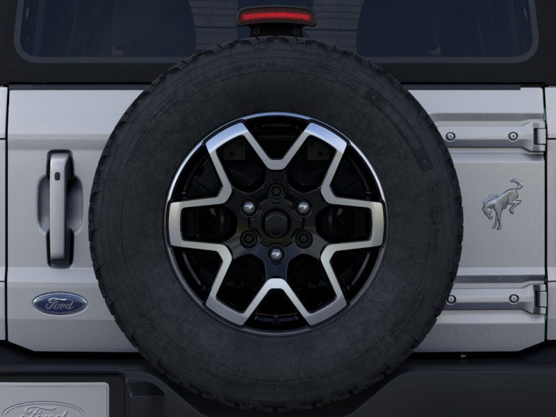 2024 Ford Bronco Outer Banks 24