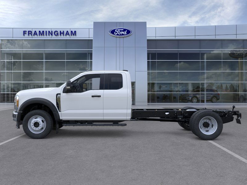 2025 Ford F-550 XL photo 3