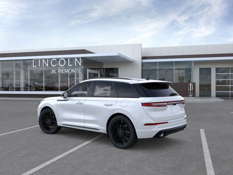 2025 Lincoln Corsair Premiere photo 4