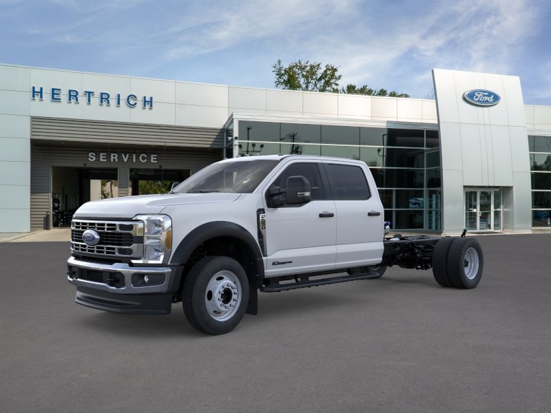 2025 Ford Super Duty F-550 DRW F-550&reg; XL Truck Crew Cab