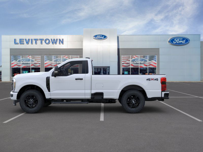 2024 Ford F-350 photo 3