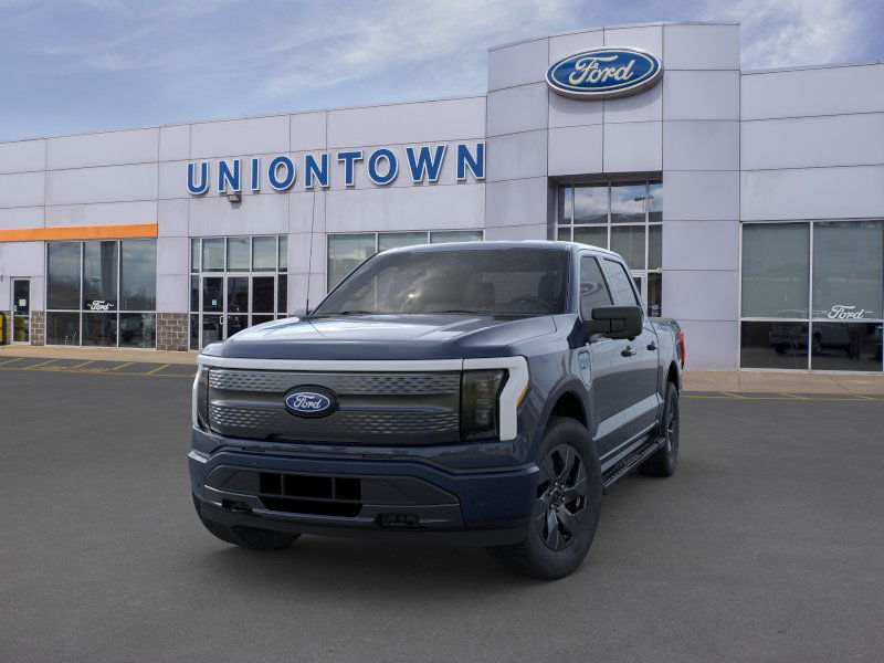 2025 Ford F-150 Lightning photo 2