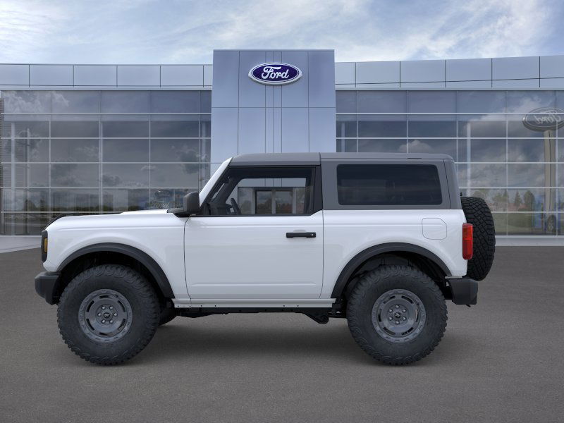 2025 Ford Bronco Base photo 3