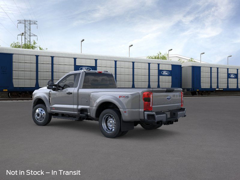 2026 Ford F-450 photo 3